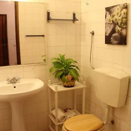 Mary's House شقة كارناكسيد